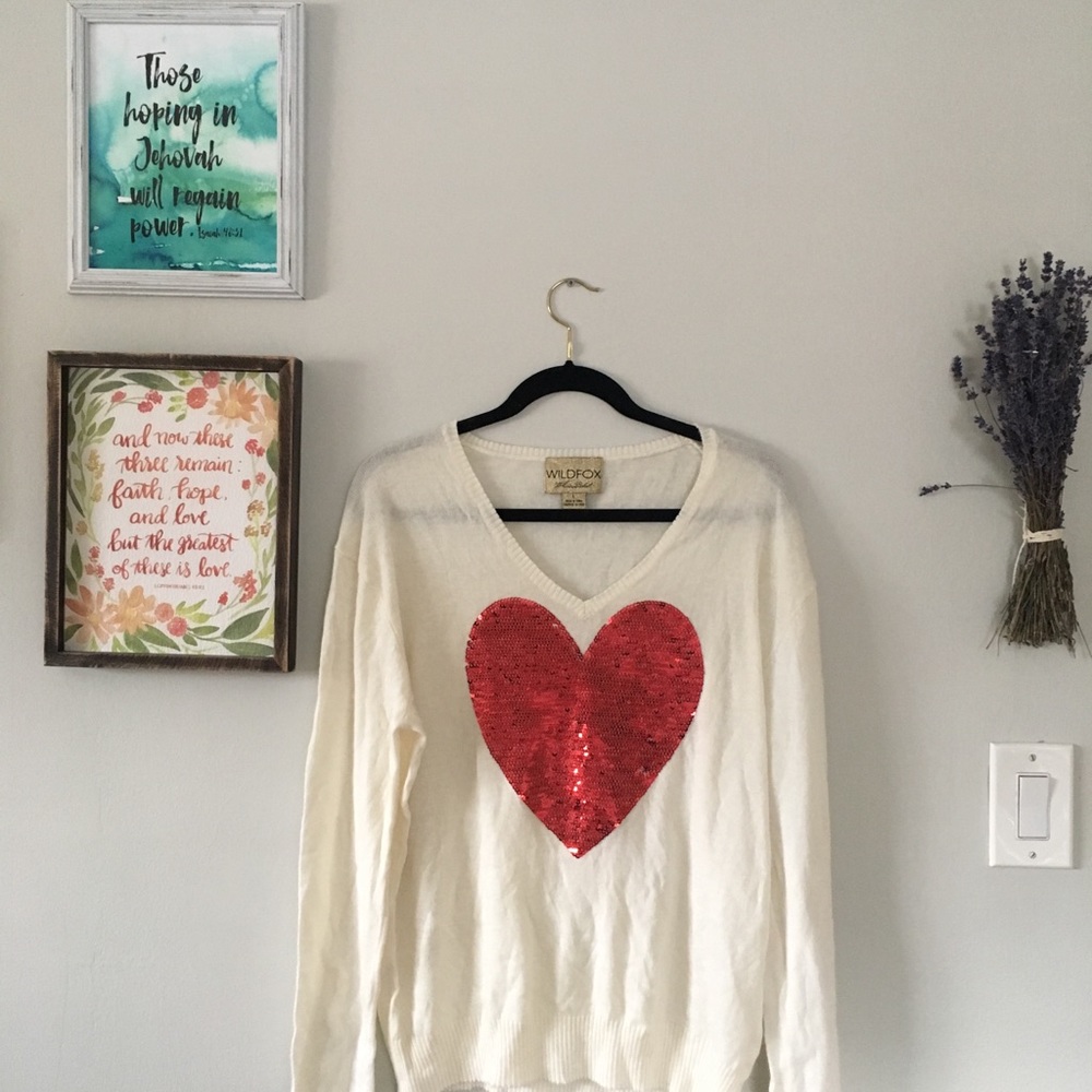Wildfox NWOT Heart Sweater Crew Cream and Red